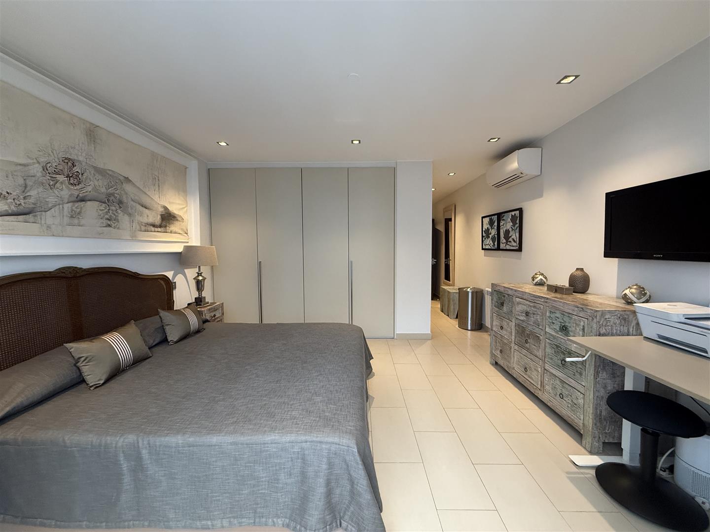 Image of Apartment - 2 Bedrooms - 2 Bathrooms for Rental in Ocean Village-Gibraltar, Image 14